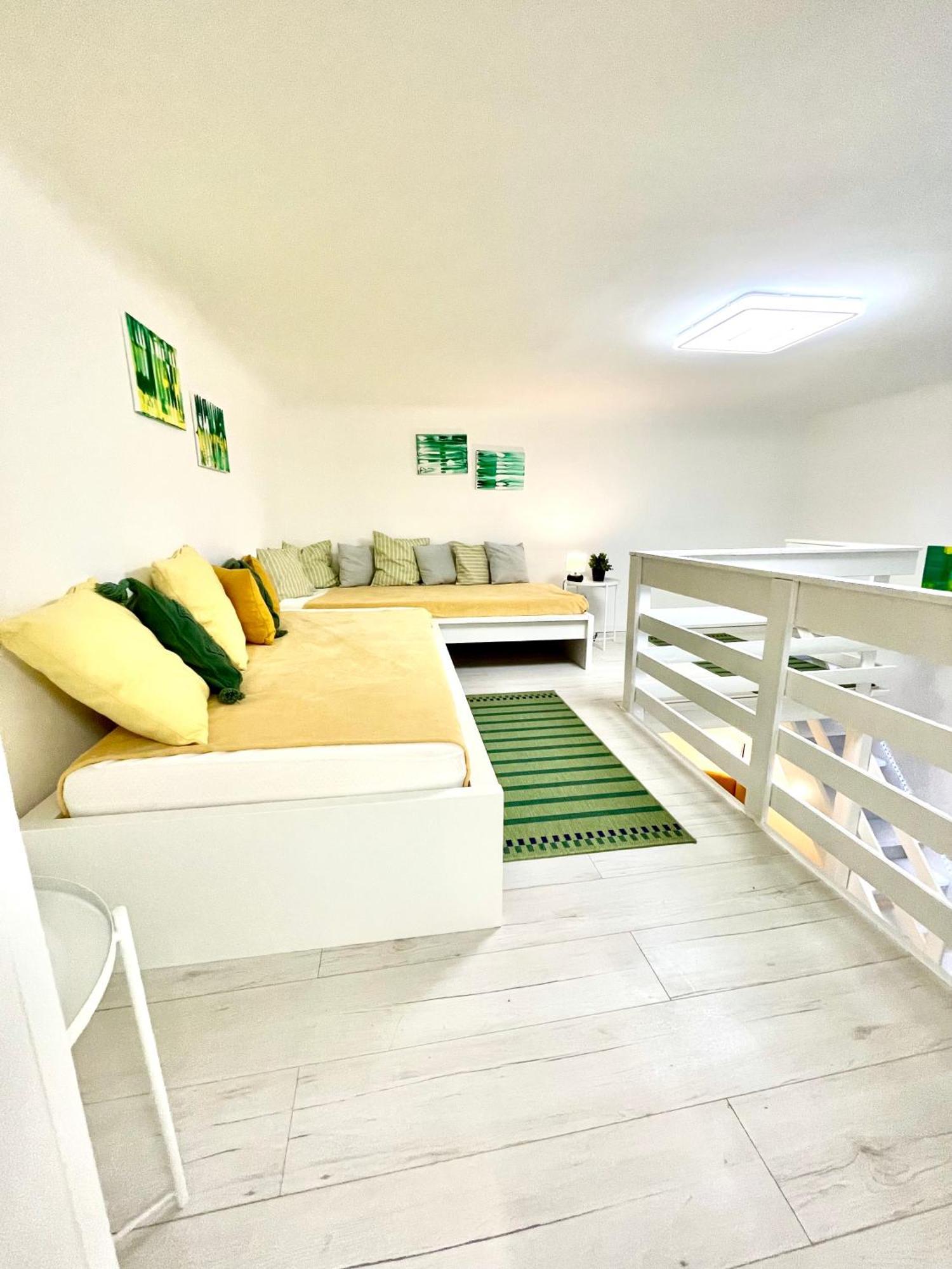 Teresian Apartment Near The Andrassy Street Free Air Conditioner Free Coffee Будапеща Екстериор снимка